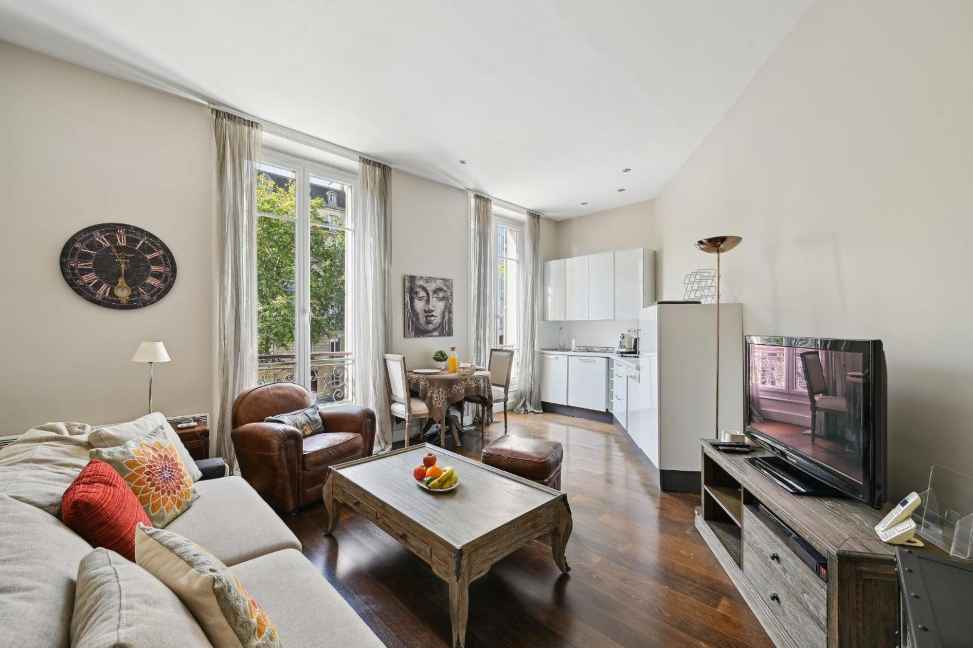 Champs-Elysees & Arc De Triomphe - Cityapartmentstay Париж Экстерьер фото